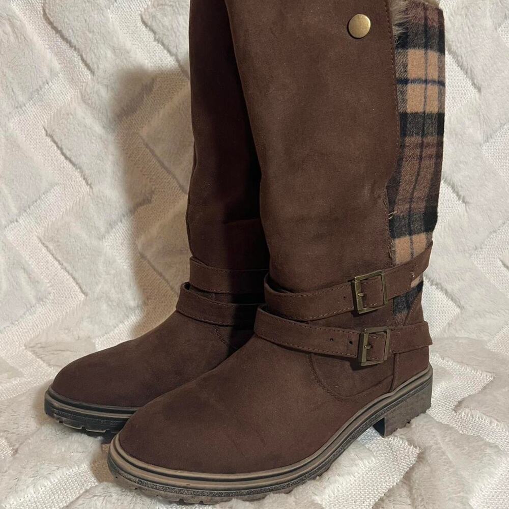 Brown suede fur lined boots